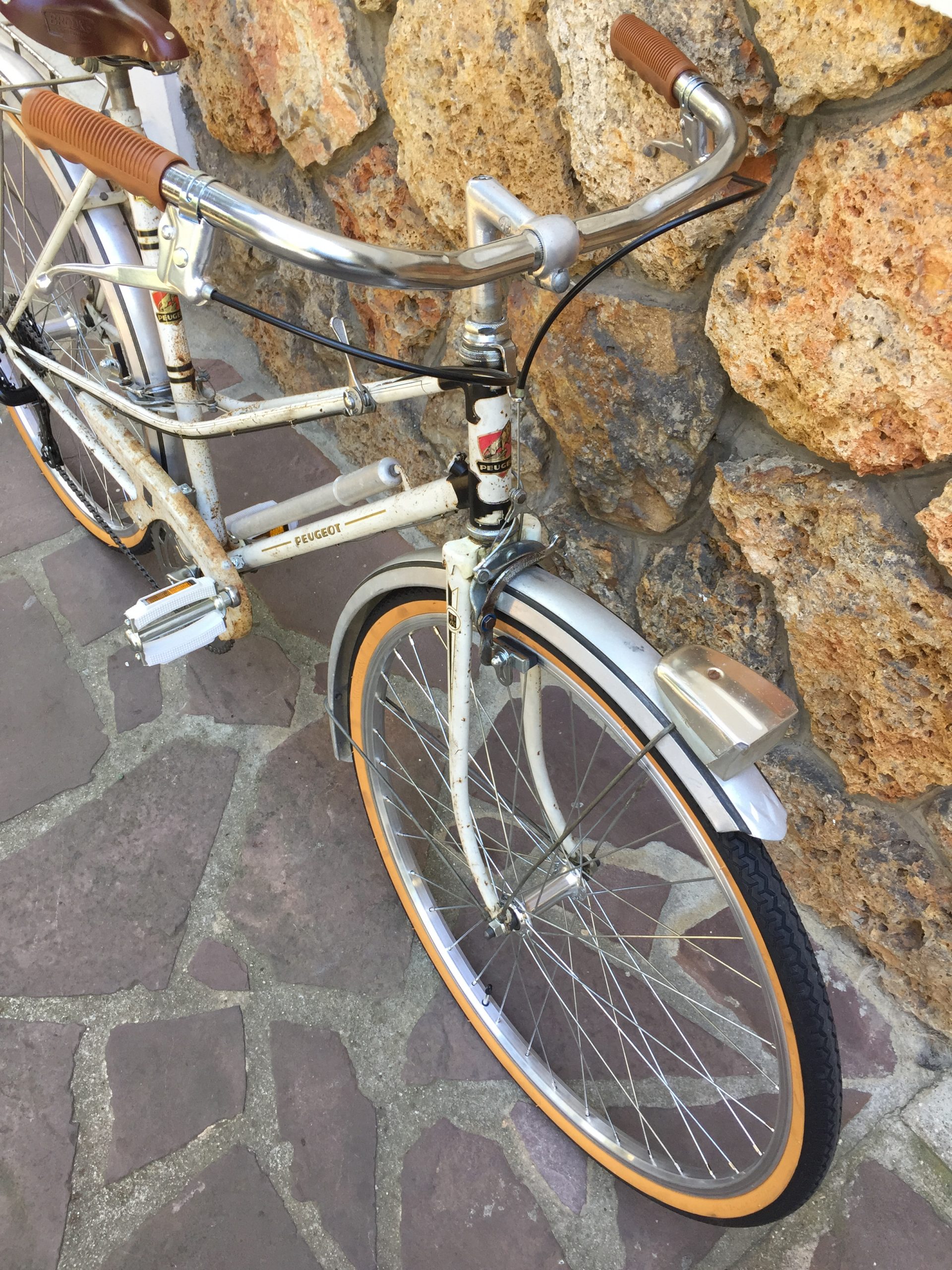 Ancien Pied De Selle Vélo PEUGEOT – Années 1920-1930 – Pièce D’époque Chrome – Fer